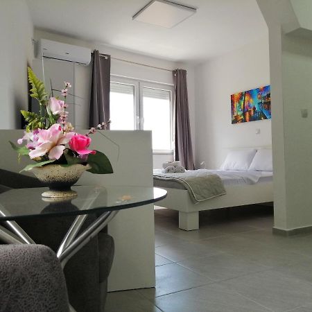 Redex Apartments Ohrid Ngoại thất bức ảnh