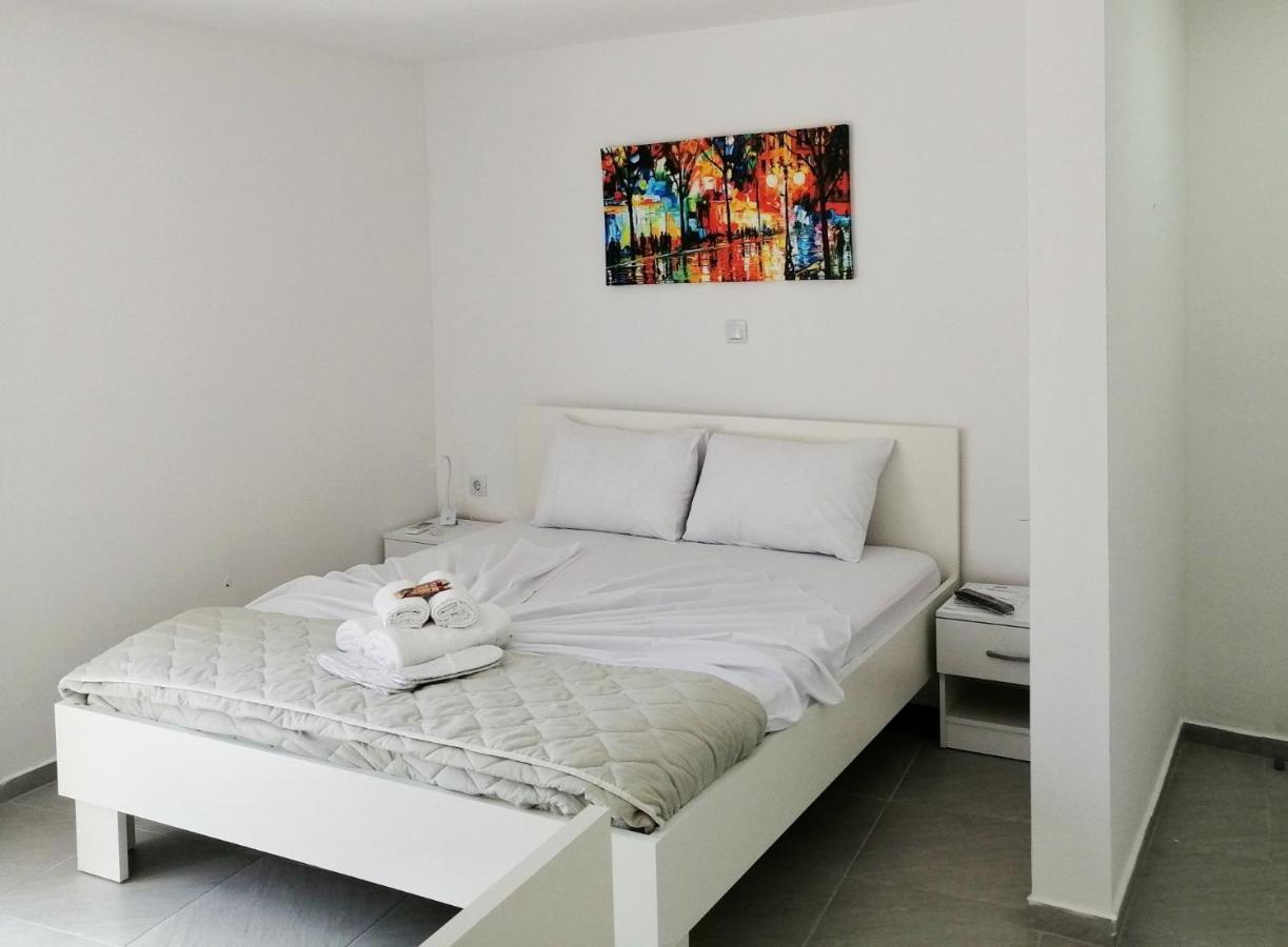 Redex Apartments Ohrid Ngoại thất bức ảnh